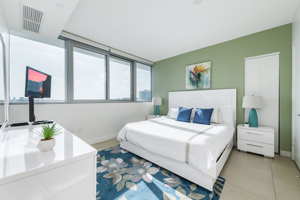 Global Luxury Suites at Monte Carlo - photo 17
