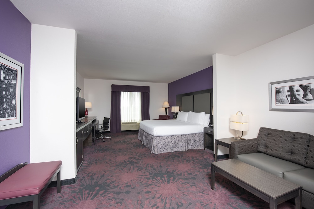 Holiday Inn Express Hotels & Suites Columbus Polaris Parkway by IHG - photo 8
