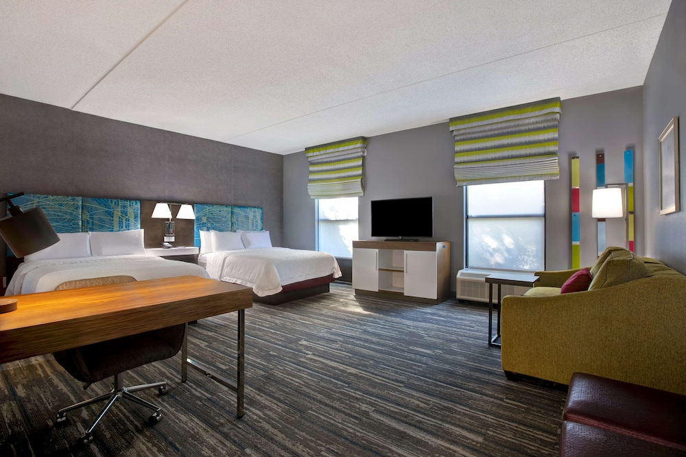Hampton Inn Olive Branch - photo 21