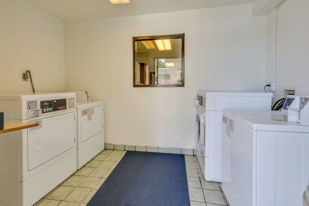 Motel 6 Tuscaloosa - photo 22