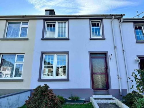 Beautiful House In Town — 4-Star Luxury Hotel in Cill Airne, Republic of Ireland