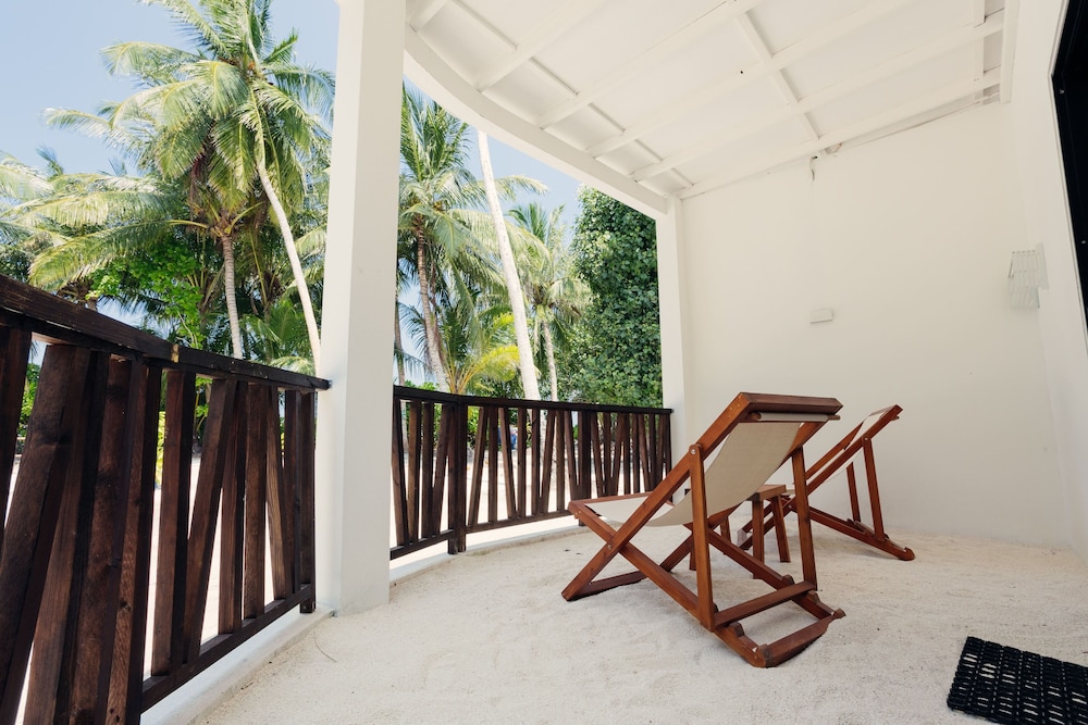 Azul Retreat in Dhigurah, Maldives