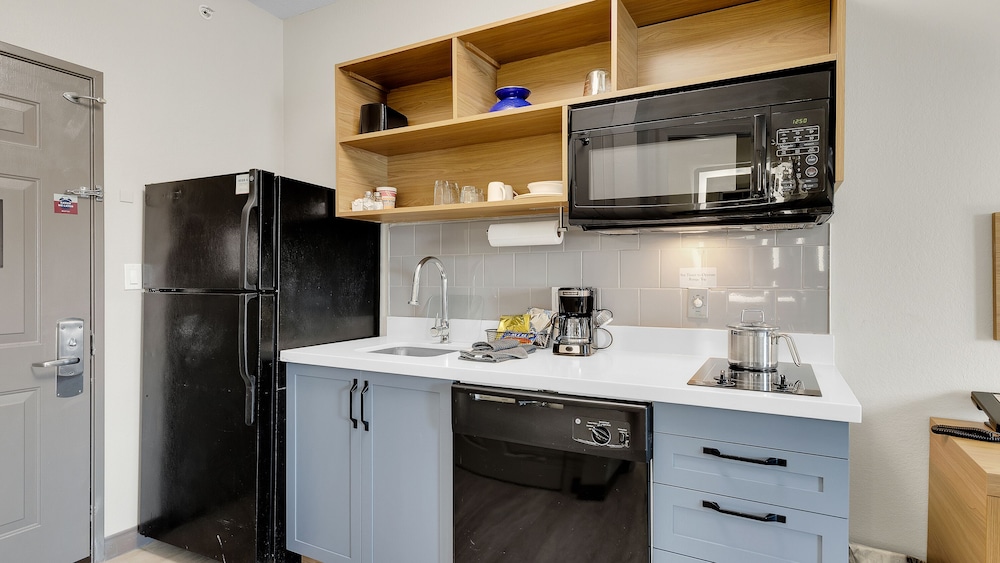 Candlewood Suites San Antonio Downtown by IHG - photo 9