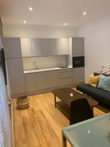 Beautiful one bedroom flat in the heart of Notting Hill Gate — 4-Star Luxury Hotel in London, United Kingdom