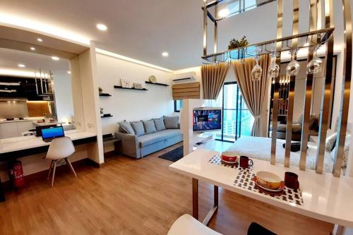 Symphony Tower Studio # 3 - carbon neutral hotel in Unknown City