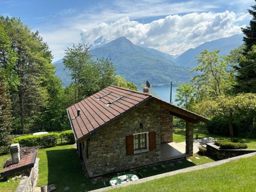 Casa Eva Pianello Larihome A64 — 4-Star Luxury Hotel in Pianello Del Lario, Italy