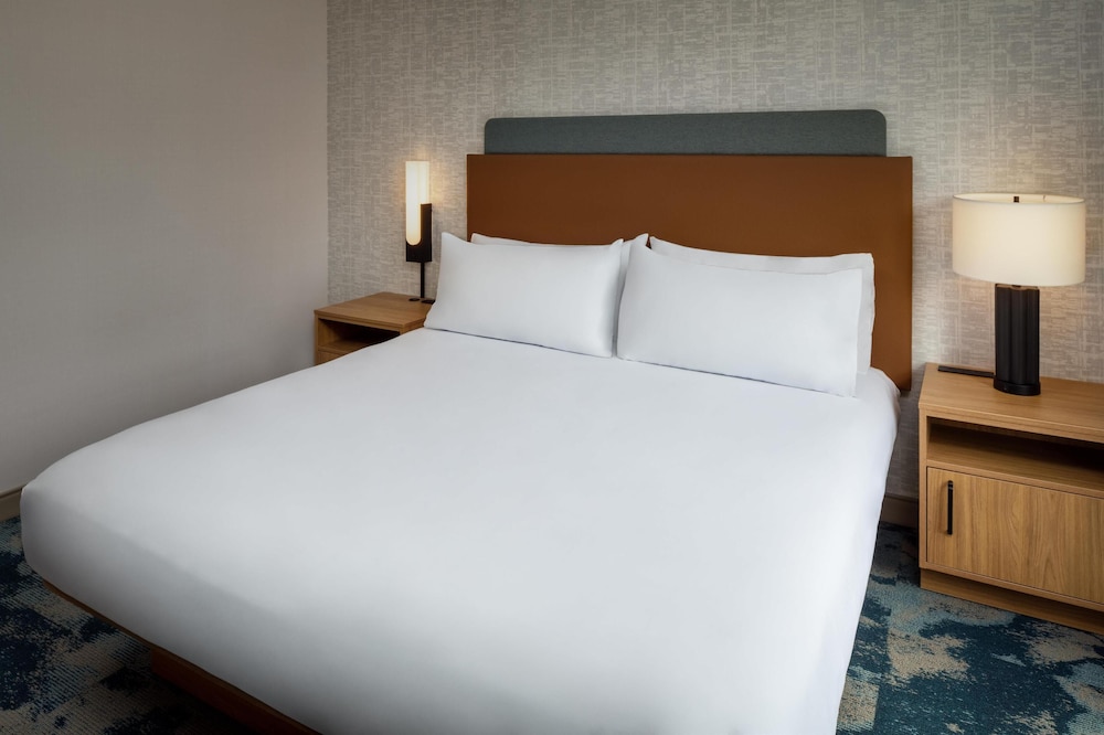 Hampton Inn & Suites North Conway - photo 5