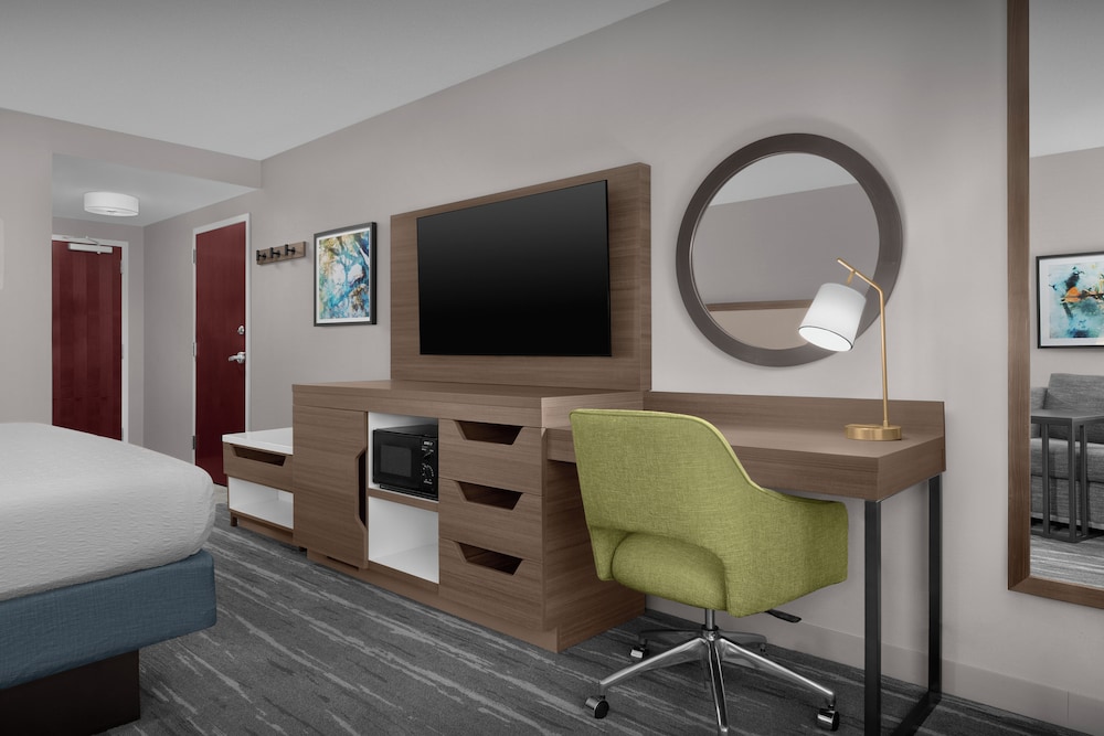 Hampton Inn Ithaca - photo 6