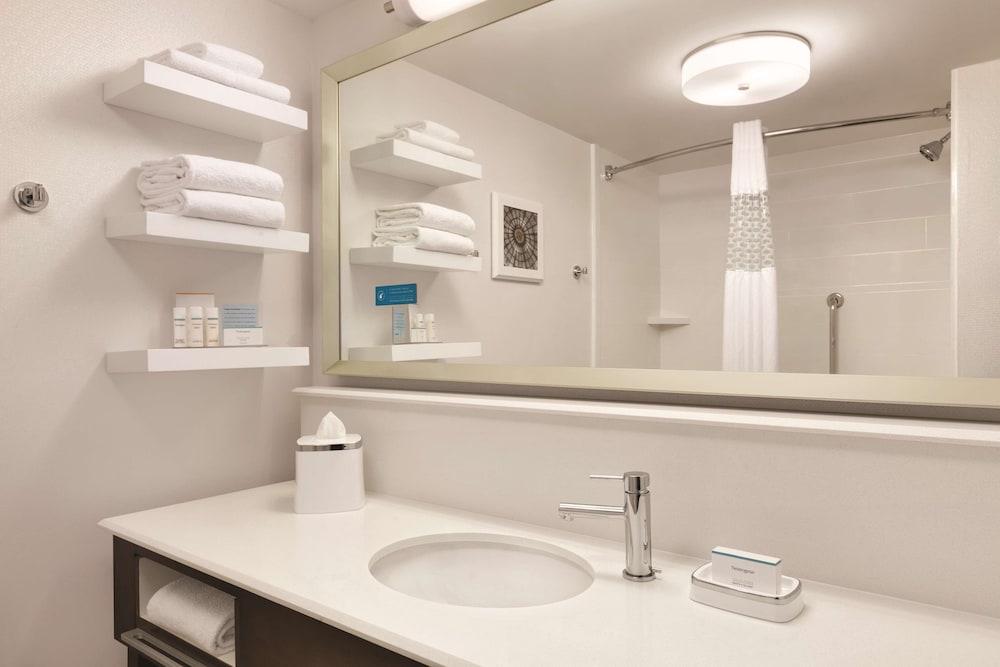 Hampton Inn by Hilton Richmond North Ashland - photo 39
