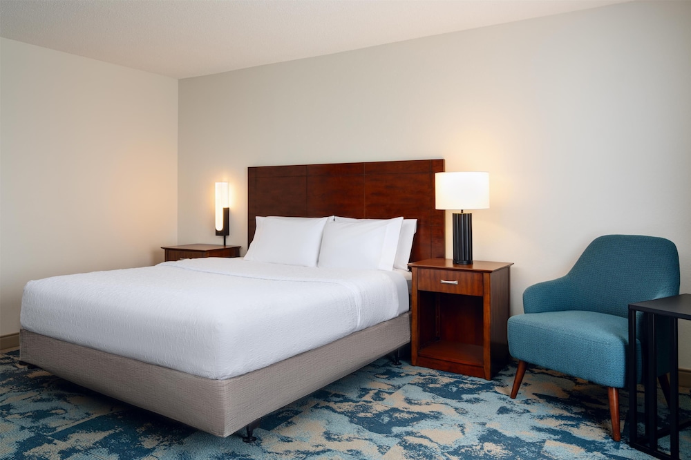 Hampton Inn & Suites Knoxville Turkey Creek Farragut - photo 12