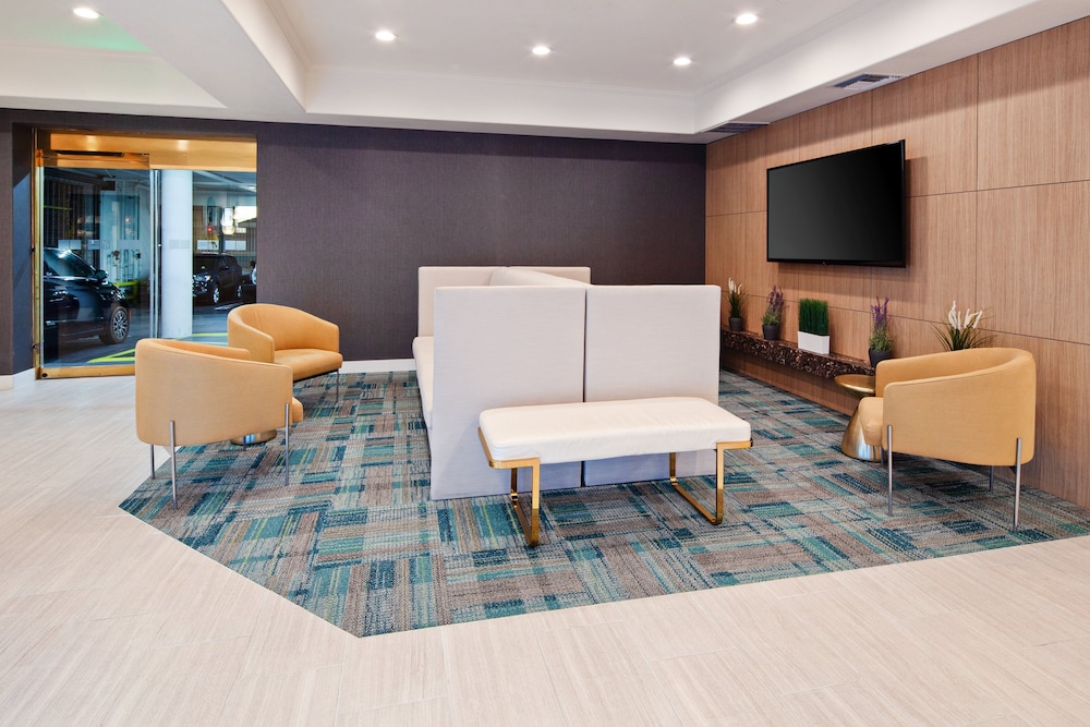 Holiday Inn Express Hotel & Suites Hollywood Walk of Fame by IHG - photo 62