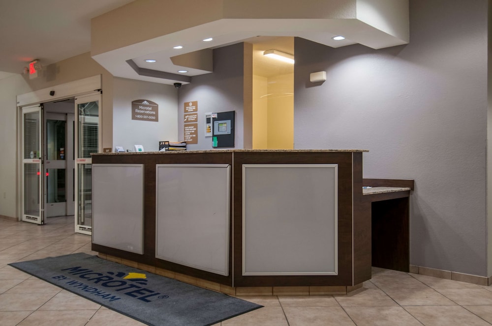 Microtel Inn & Suites by Wyndham Pearl River Slidell - photo 4