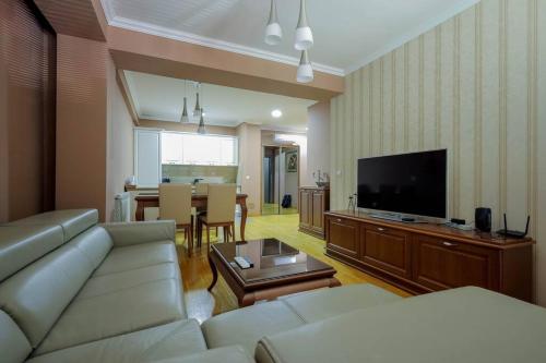 Ideal For Families Couples — 4-Star Luxury Hotel in Skopje, Republic of Macedonia