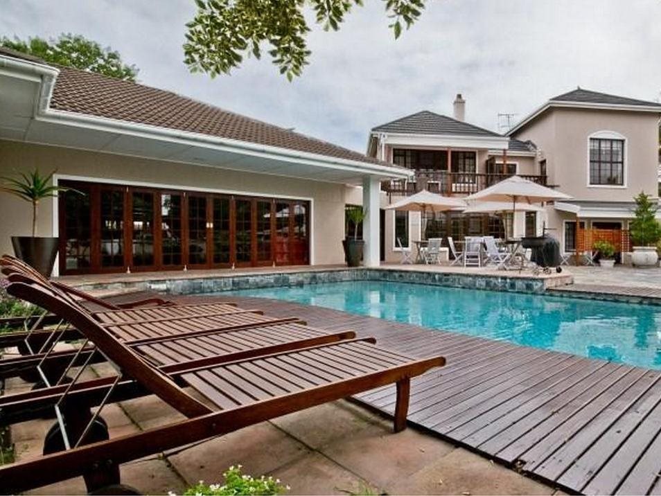 Sir Roys Guest House — 4-Star Luxury Hotel in Port Elizabeth, South Africa