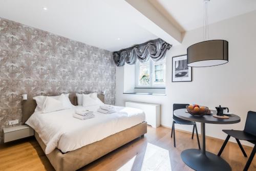 Charming Suite in Palazzo San Giorgio — 4-Star Luxury Hotel in Genoa, Italy