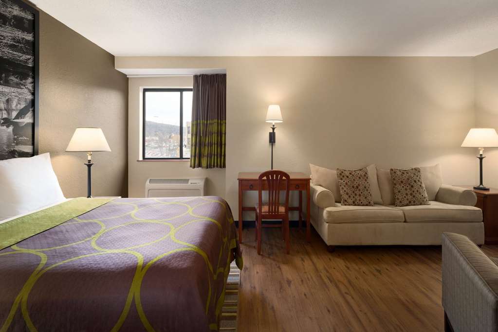 Super 8 by Wyndham Ithaca - photo 32