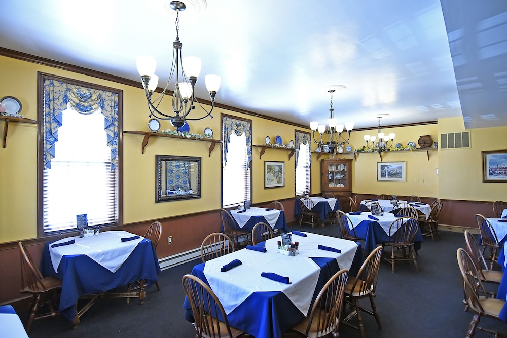 The Country Inn of Berkeley Springs - photo 25