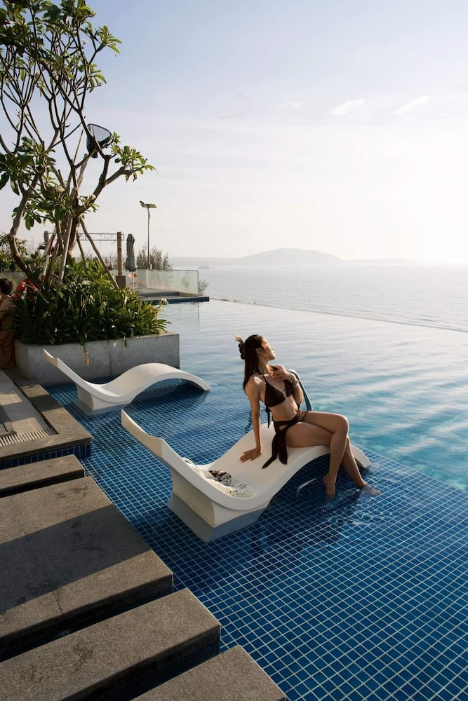 Apec Mandala Imperial Ocean Tower Mui Ne in Phan Thiet, Vietnam