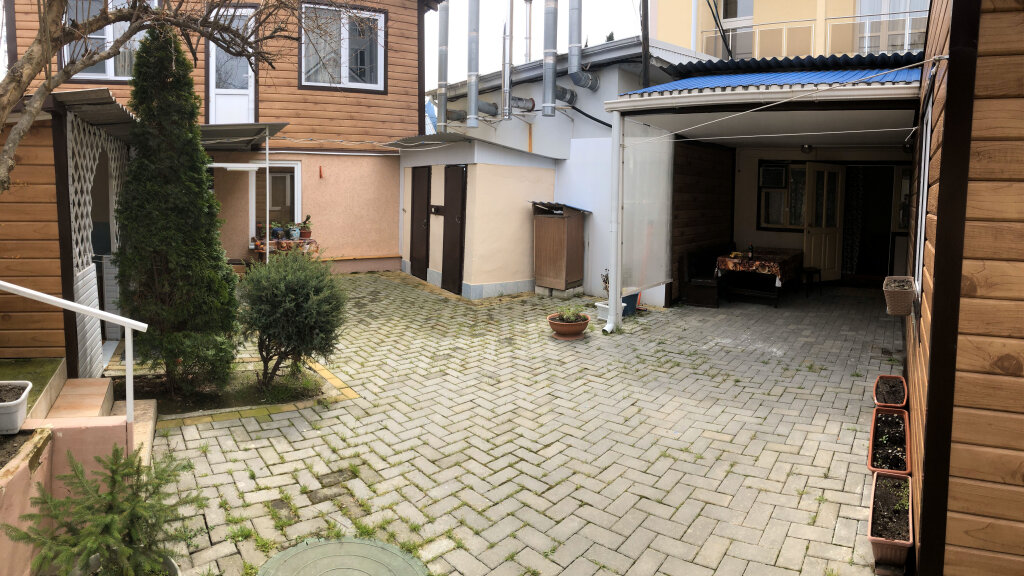 Julija - carbon neutral hotel in Sochi