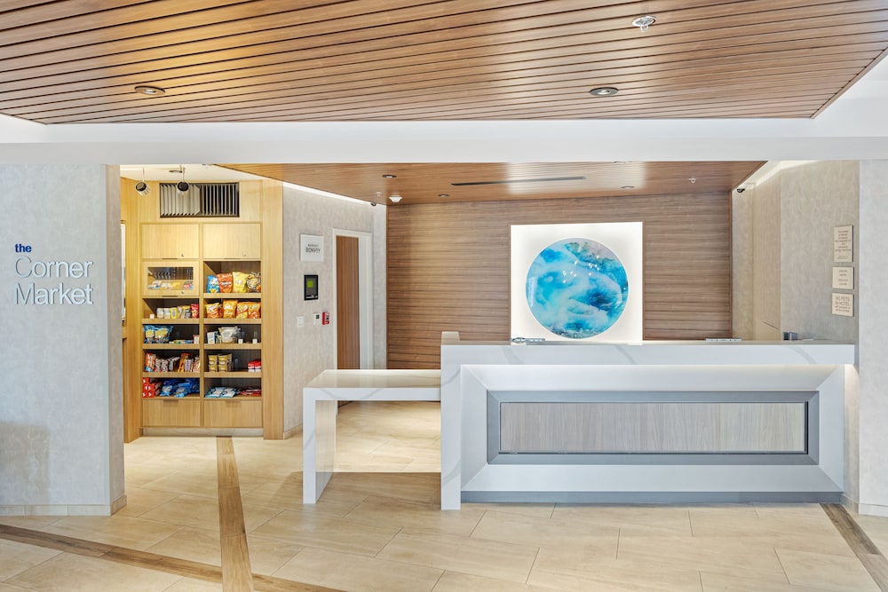 Fairfield Inn & Suites by Marriott San Diego Pacific Beach - photo 8