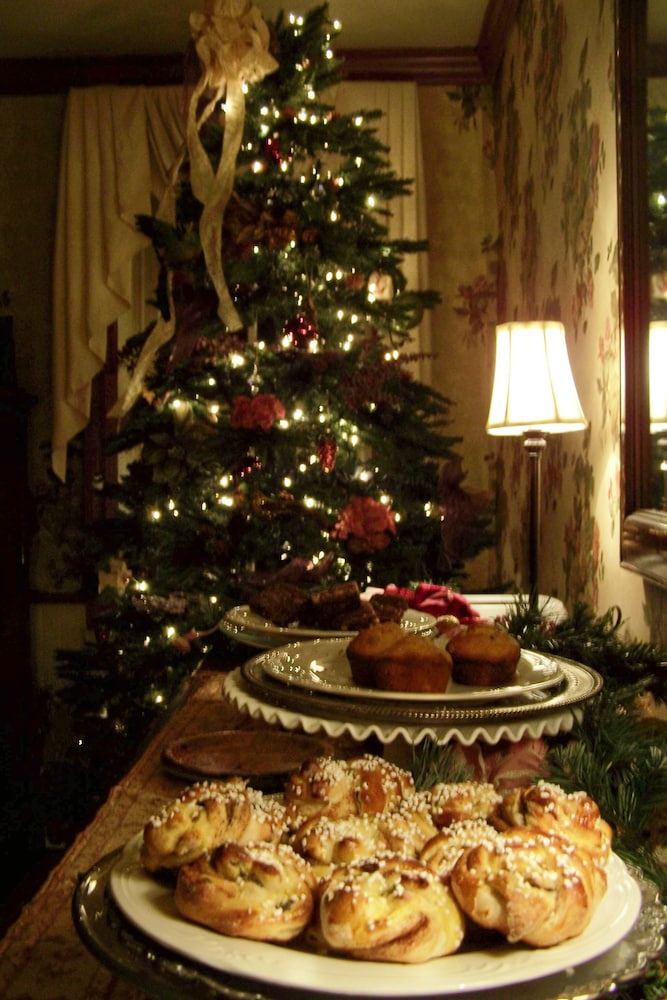 Fallen Tree Farm Bed & Breakfast - photo 38