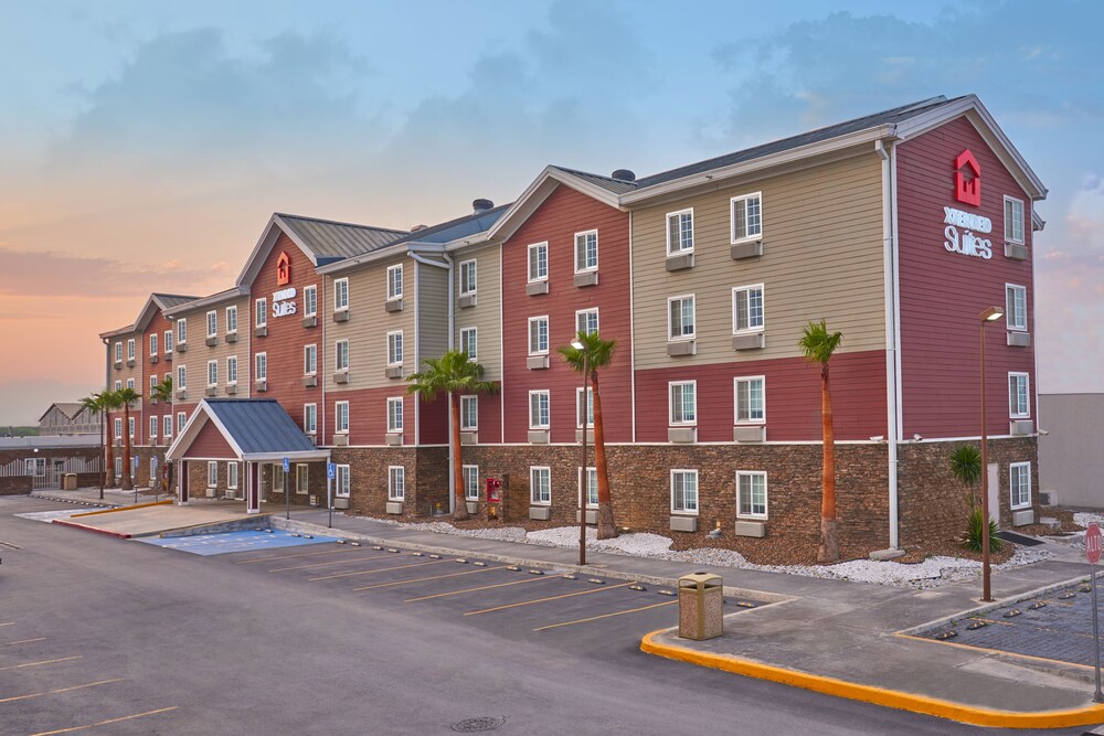 Extended Suites Ciudad del Carmen Aeropuerto in Ciudad Del Carmen, Mexico