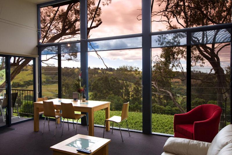 River Vineyard Retreat in Launceston, Australia