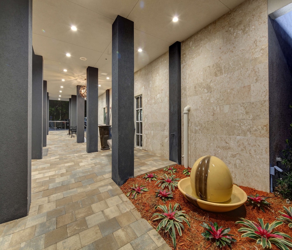 Hampton Inn Miami Coconut Grove Coral Gables - photo 37