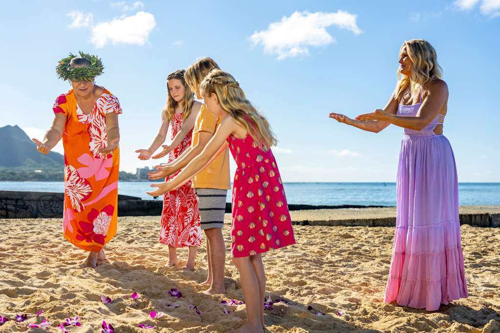 Outrigger Reef Waikiki Beach Resort - photo 41