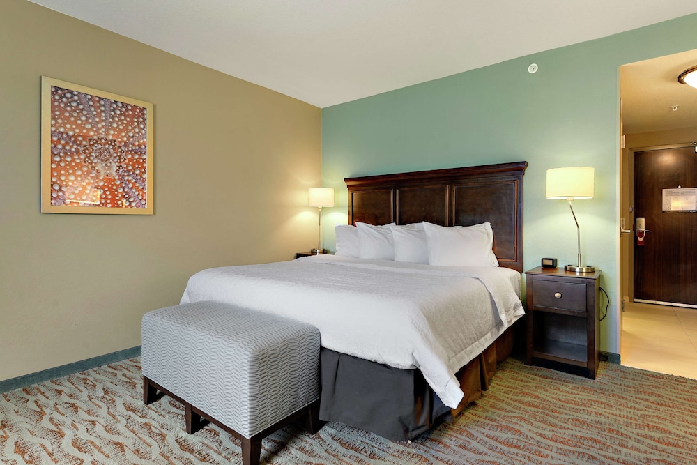 Hampton Inn & Suites Gulfport I 10 - photo 34