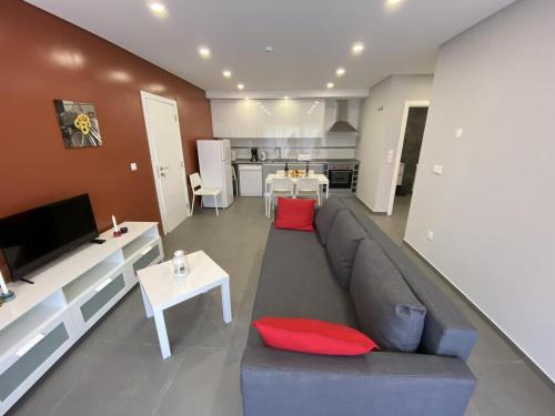 Da Silva Surf Lodge Four — 4-Star Luxury Hotel in Lourinha, Portugal