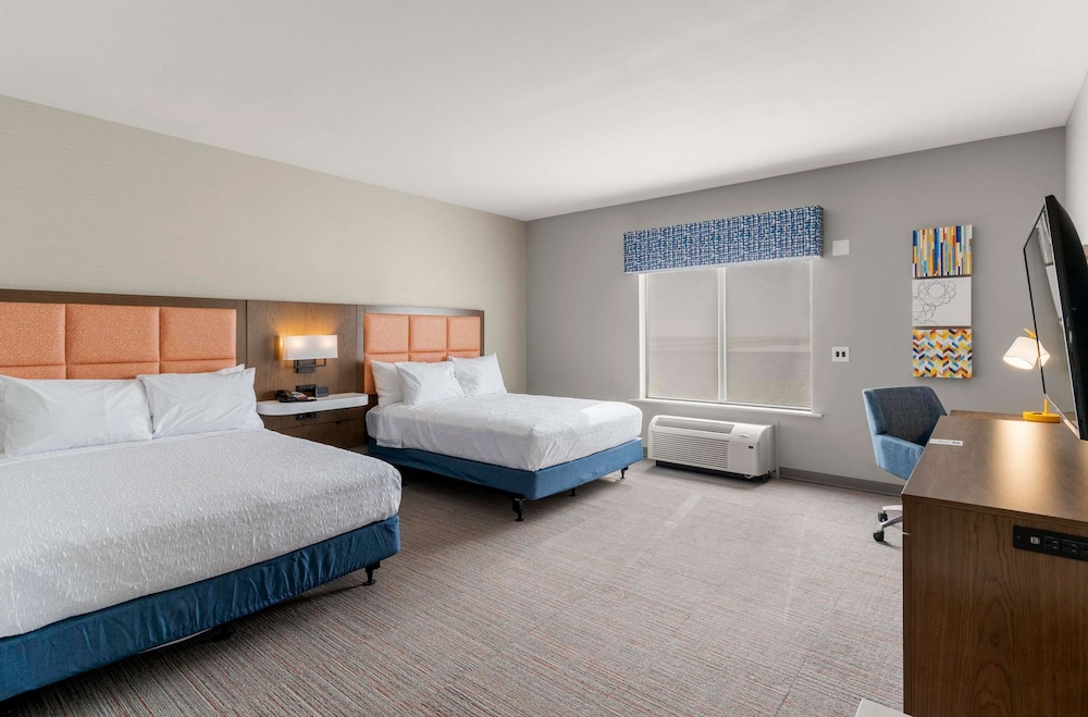 Hampton Inn by Hilton Colorado Springs Northeast - photo 12