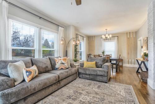 Del Norte Deluxe Downtown King Top Attractions in Colorado Springs, United States