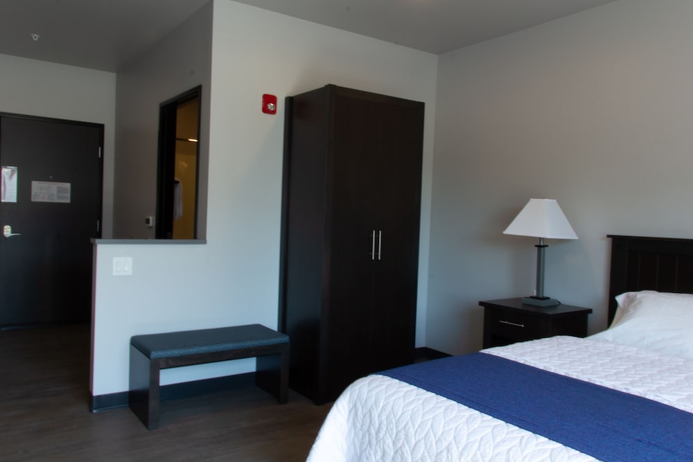 Watershed Hotel - photo 15