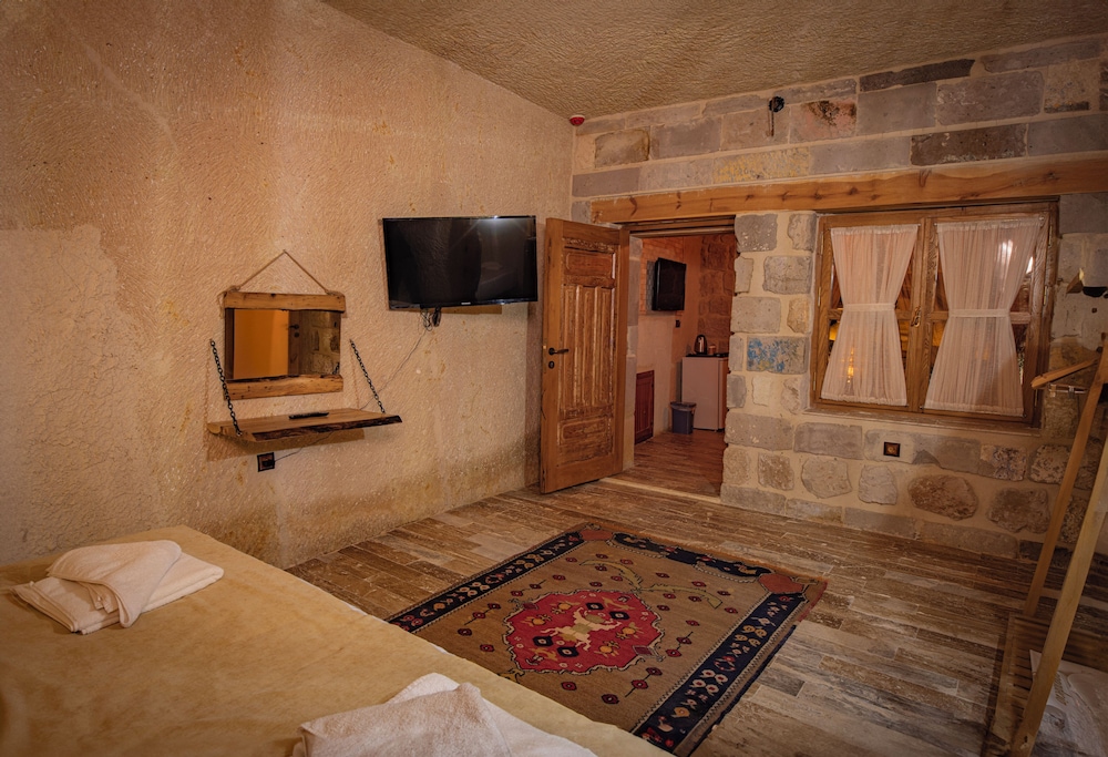 Sur Cave Hotel — Uerguep — photo 3