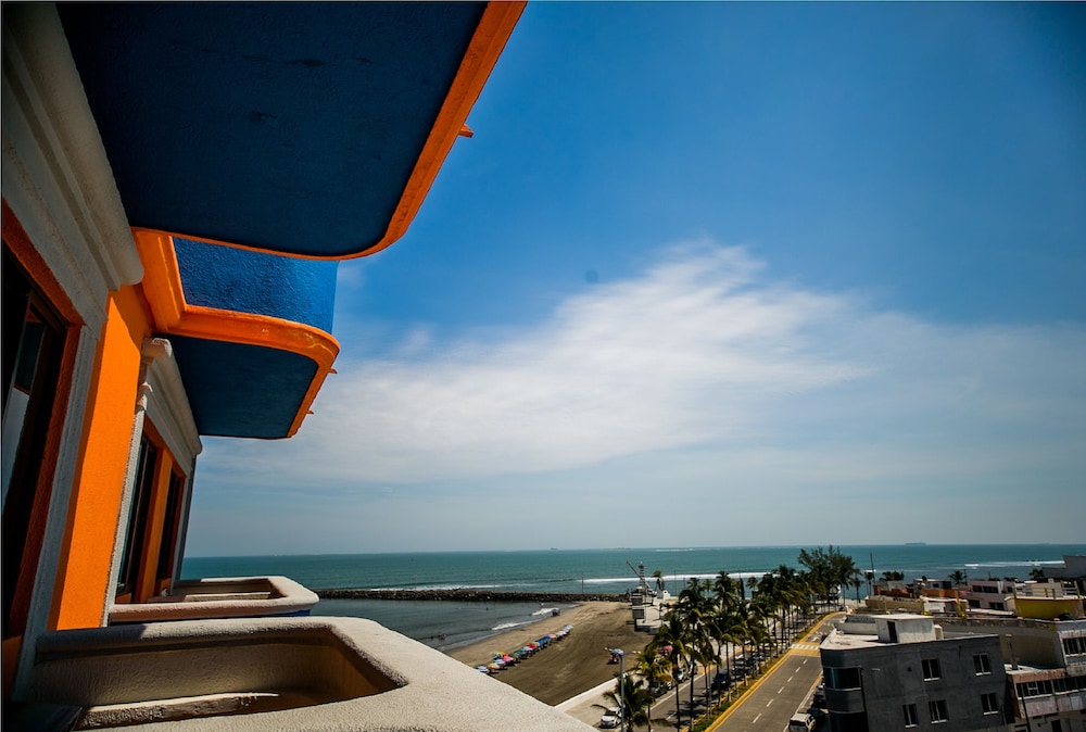 Beach/ocean view