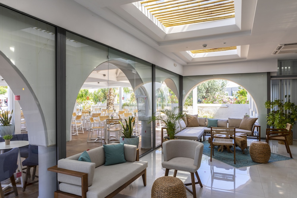 מזון ומשקאות