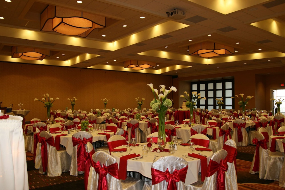 Hampton Inn & Suites Aberdeen - photo 23