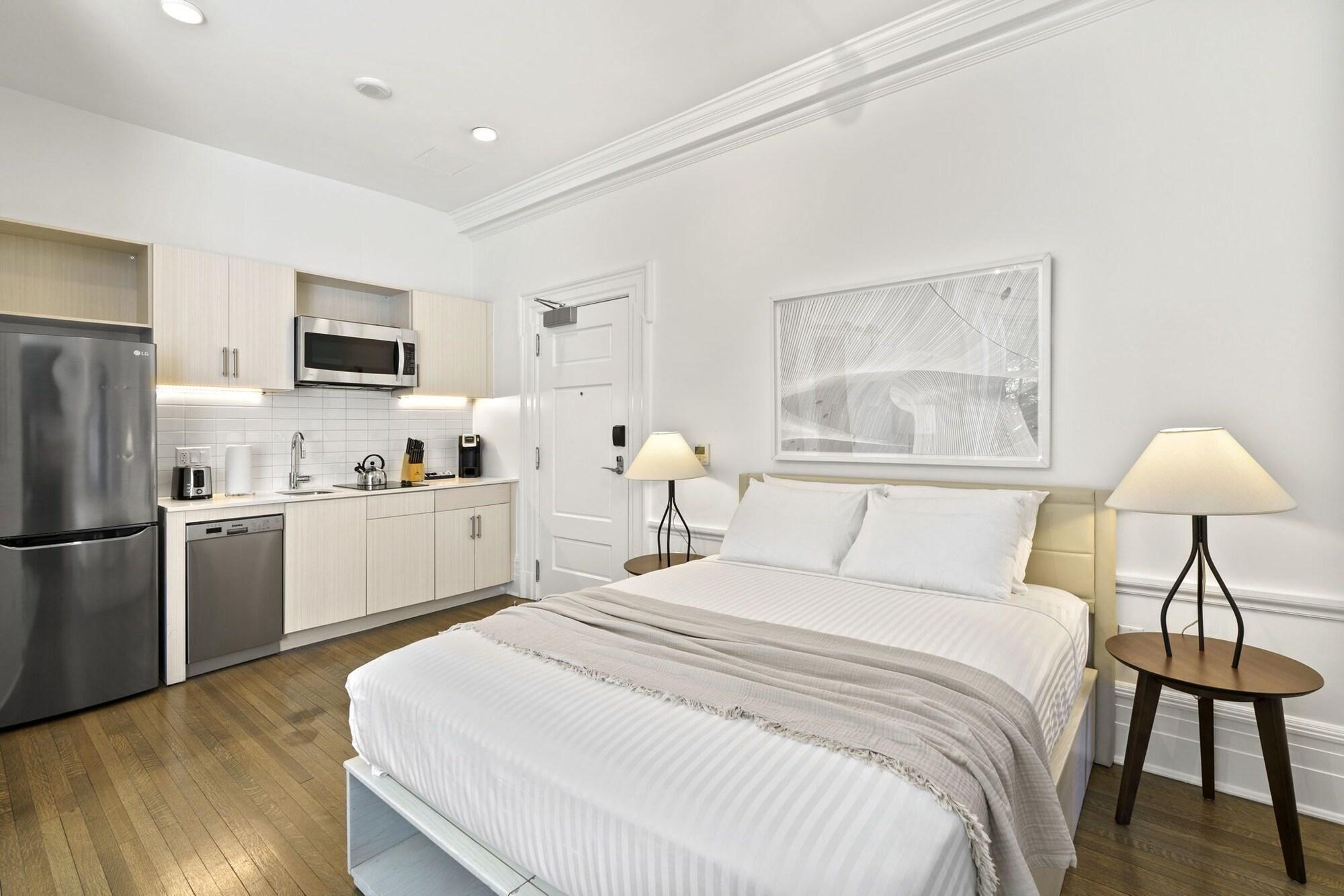 Placemakr Dupont Circle - photo 29