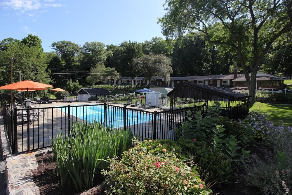 Heidi's Inn - photo 53