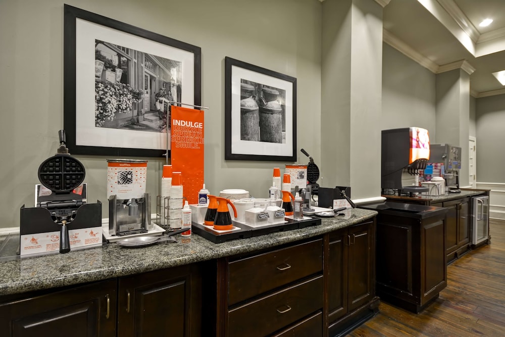 Hampton Inn and Suites Savannah Historic District - photo 53