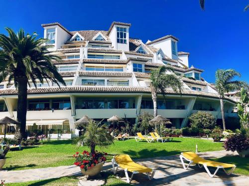 Parque Miraflores CS233 — 4-Star Luxury Hotel in Mijas, Spain
