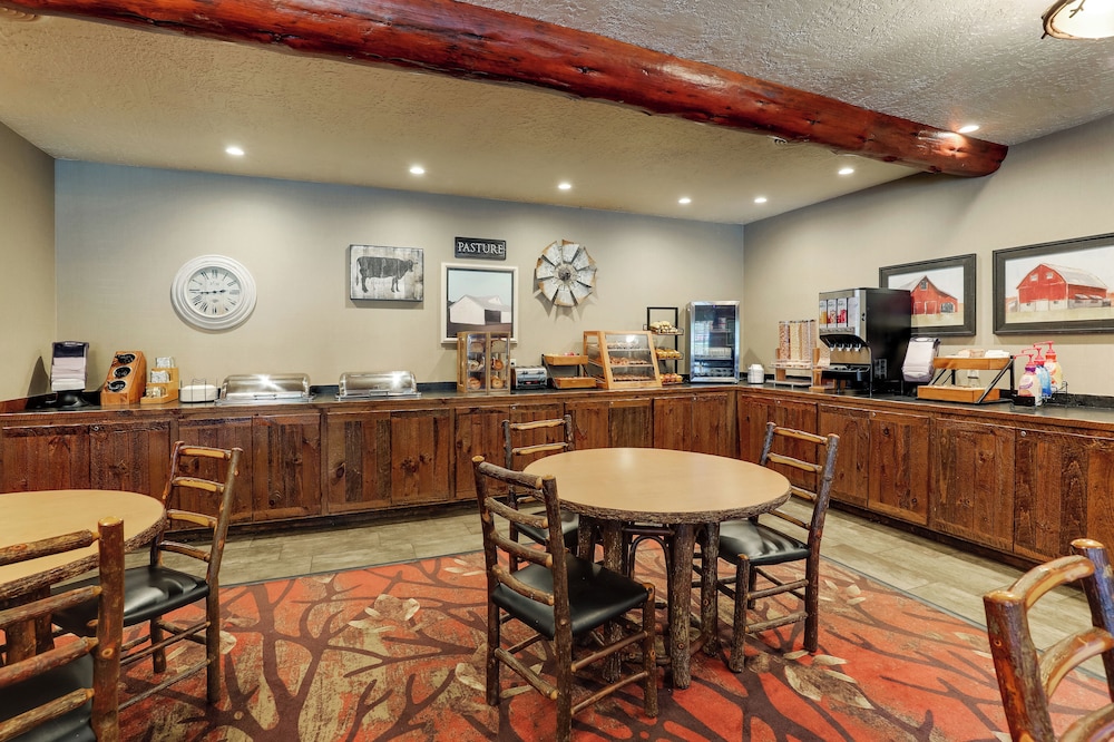 Stoney Creek Hotel La Crosse Onalaska - photo 33
