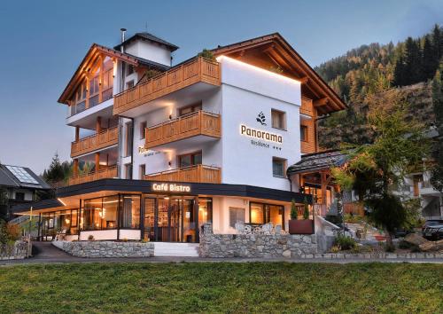 Residence Panorama Pfelders — 4-Star Luxury Hotel in Moso In Passiria, Italy