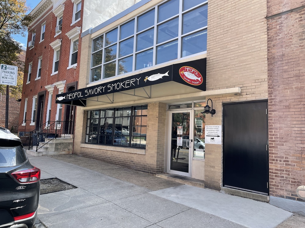 Downtown Loft Close to Topgolf Horseshoe Casino UM Baltimore - photo 41