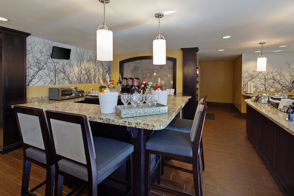Staybridge Suites Fairfield Napa Valley Area by IHG - photo 27