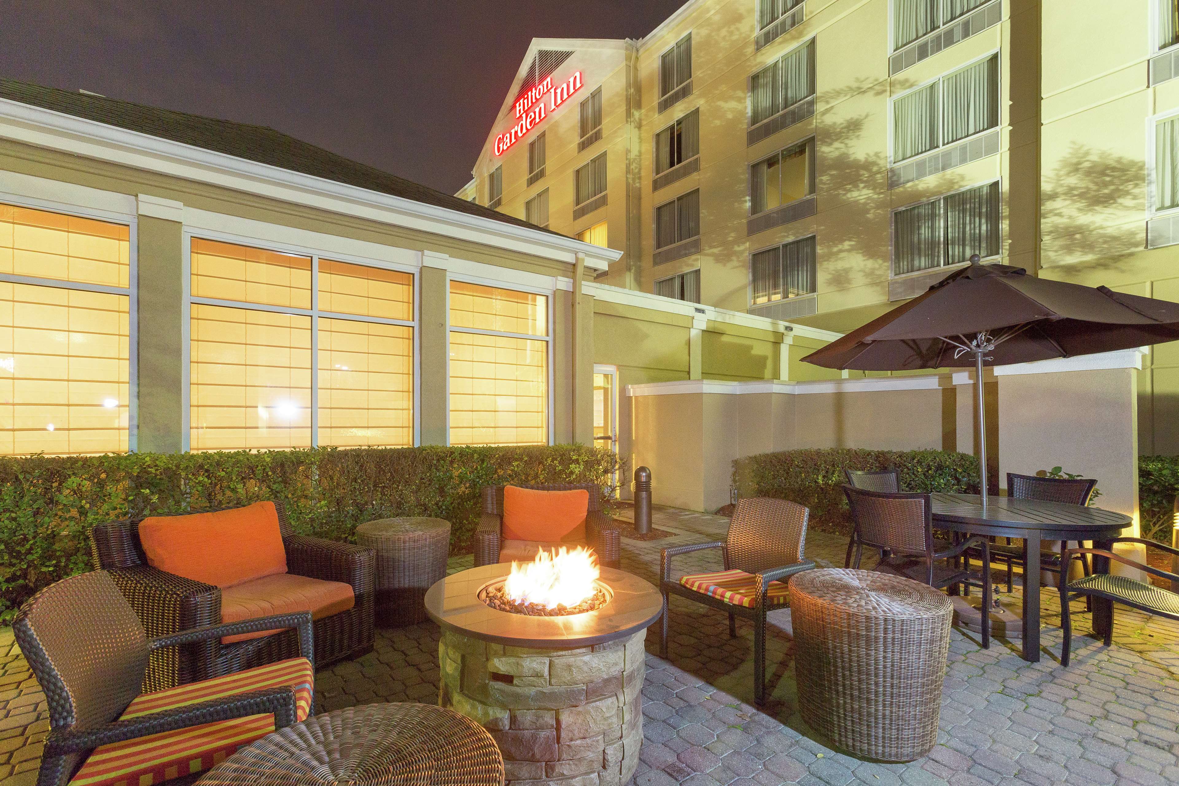 Hilton Garden Inn Jacksonville Airport - photo 2
