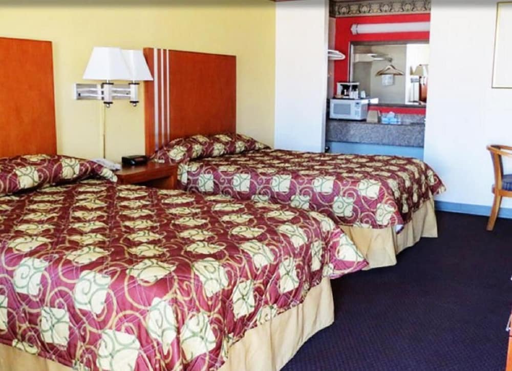Winnie Inn Suites & RV Park - photo 10