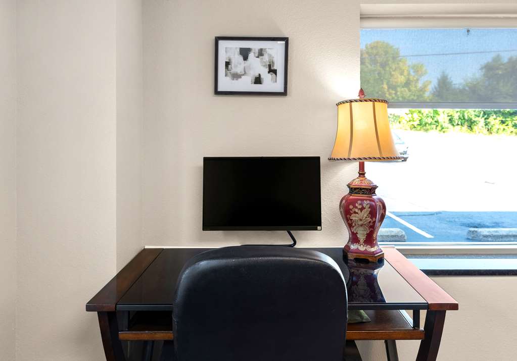 Best Western Adena Inn - photo 39
