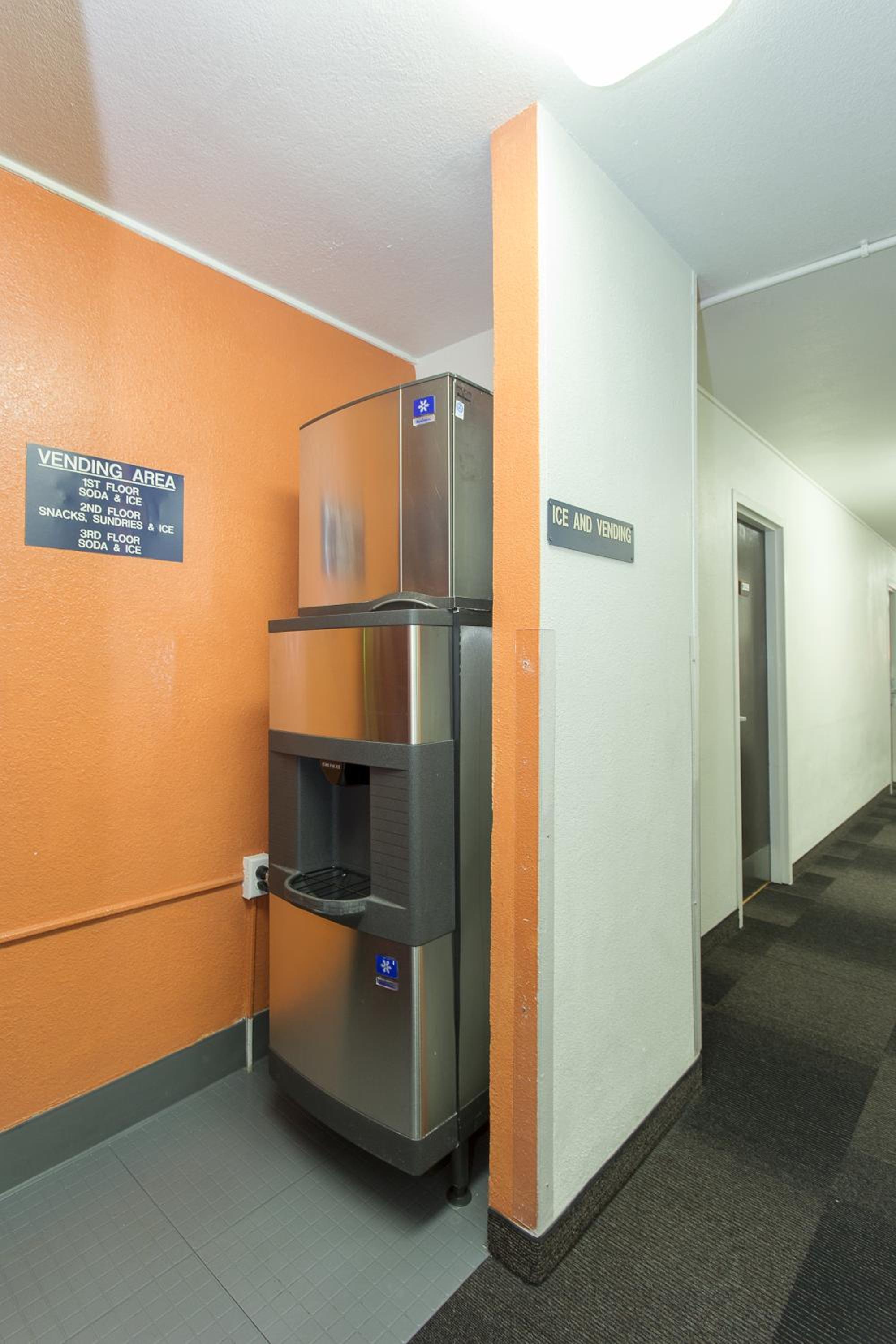 Cathedral Hill Hotel - photo 29